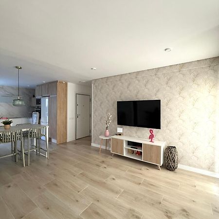 Beauty Home Салоу Экстерьер фото